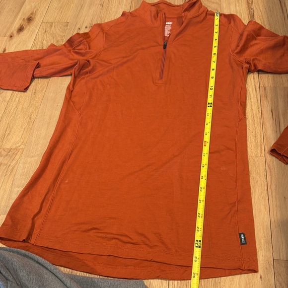 REI 100% merino wool medium stretchy Rust Long Sleeve Pullover - Picture 3 of 4
